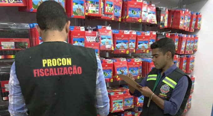 Procon Rio Verde divulga pesquisa de material escolar